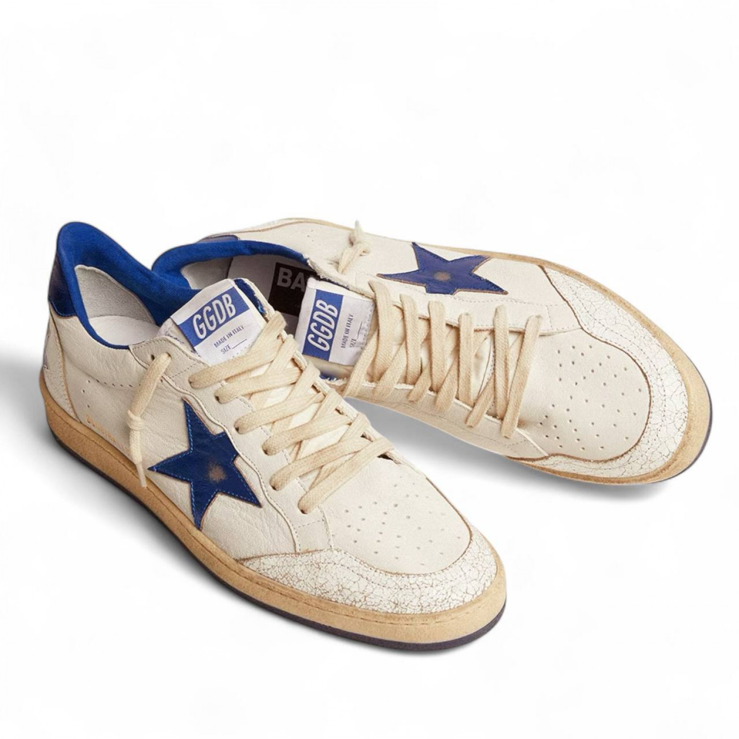 GOLDEN GOOSE BALL STAR IN WHITE NAPPA WITH BLUE STAR AND HEEL TAB