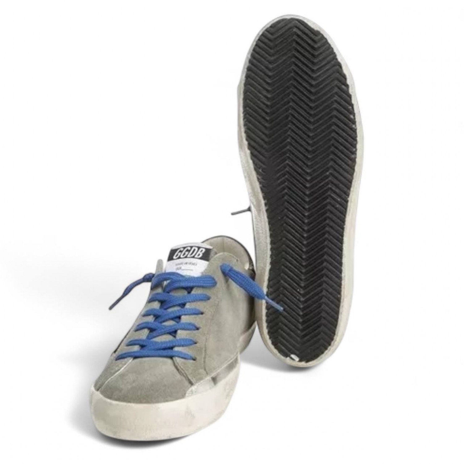 GOLDEN GOOSE MEN’S SUPER STAR IN GRAY SUEDE WITH BURGUNDY LEATHER STAR