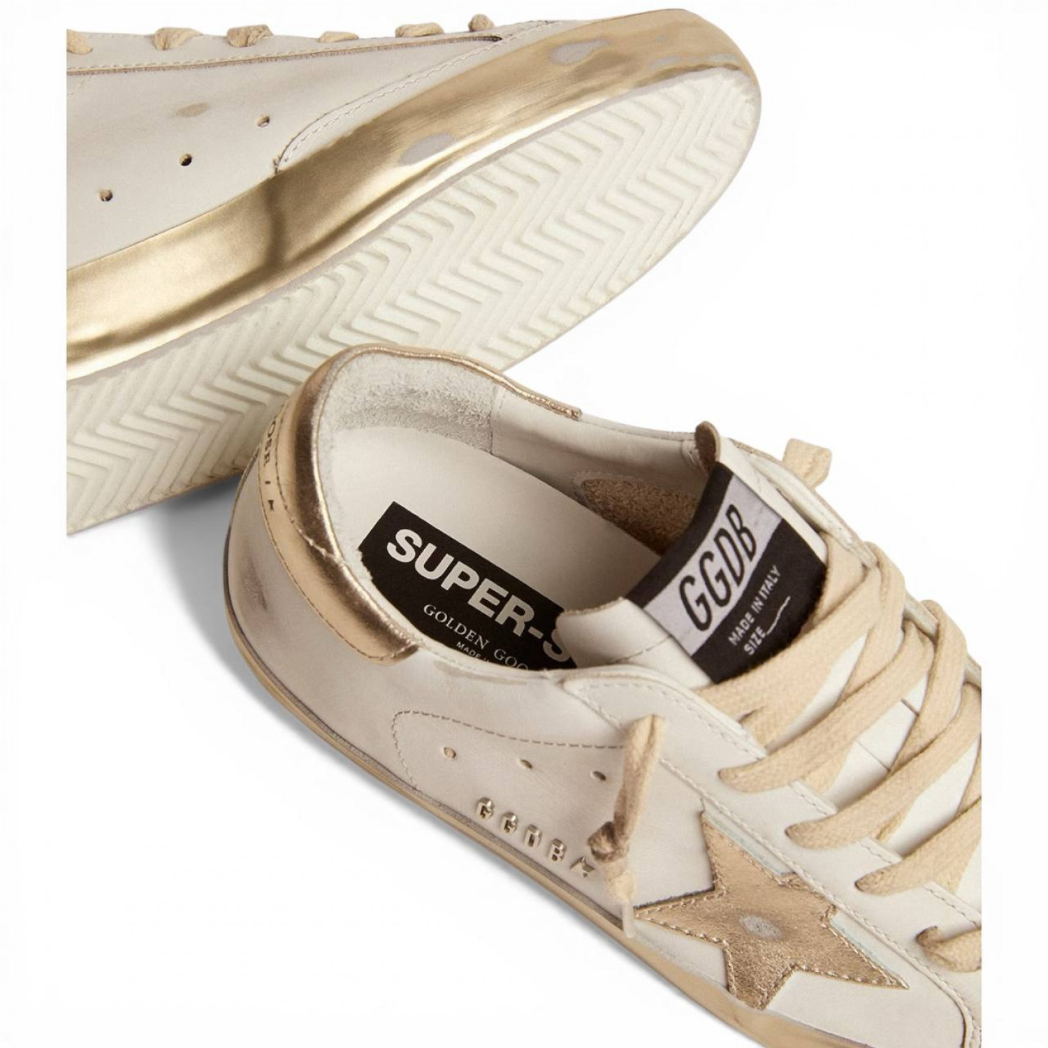 GOLDEN GOOSE SUPER STAR WITH GOLD SPARKLE FOXING AND METAL STUD LETTERING COD