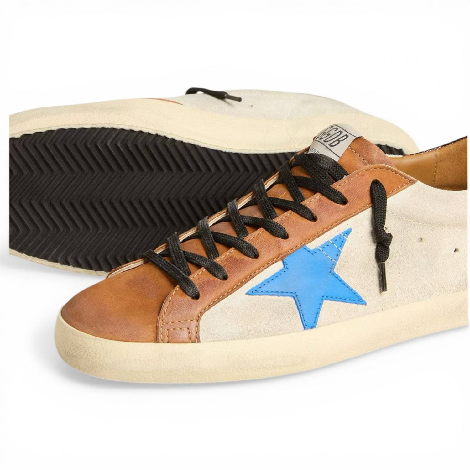 GOLDEN GOOSE SUPER STAR LTD WITH LIGHT BLUE STAR AND CROCODILE PRINT HEEL TAB