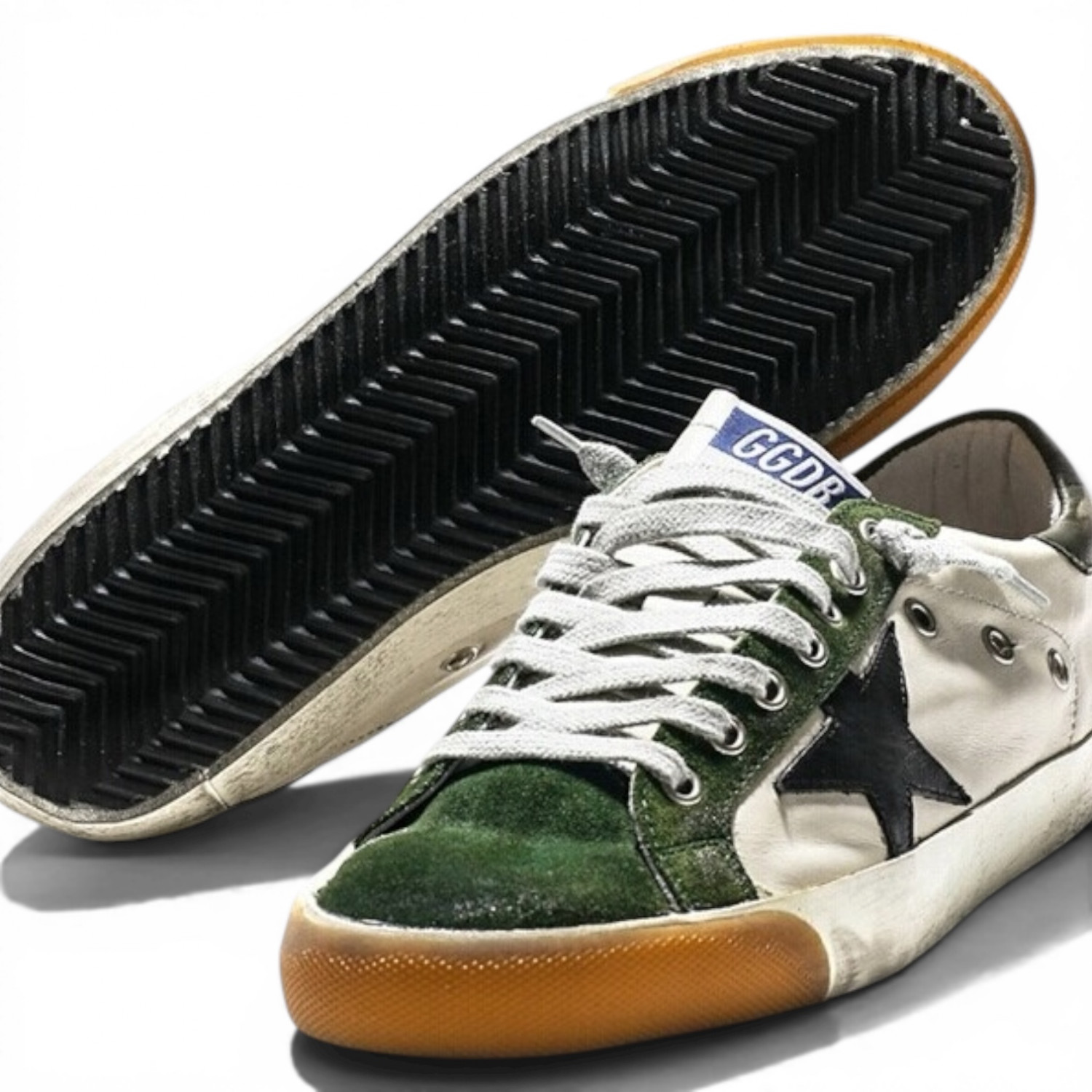 GOLDEN GOOSE SUPER STAR BLACK STAR AND BLACK HEEL TAB